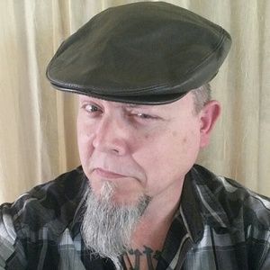 SEIFTER ASSOCIATES CAB CAP, true vintage